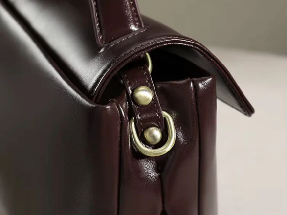 Sac Élégance - Bordeaux & Cuir Véritable